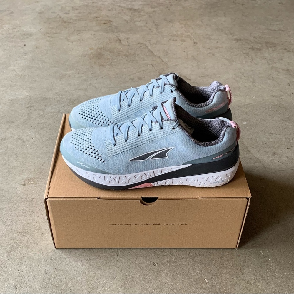 Altra Paradigm 4.5 Max Cushion Lightweight Marathon/Road Running Knit Sneakers
